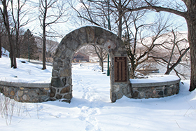 West Point Flirty Gate